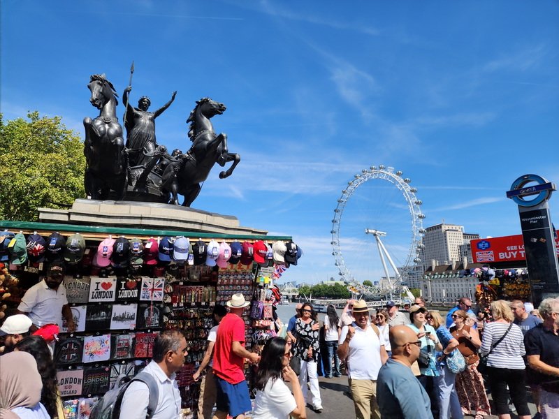 londonc20260808_132148.jpg