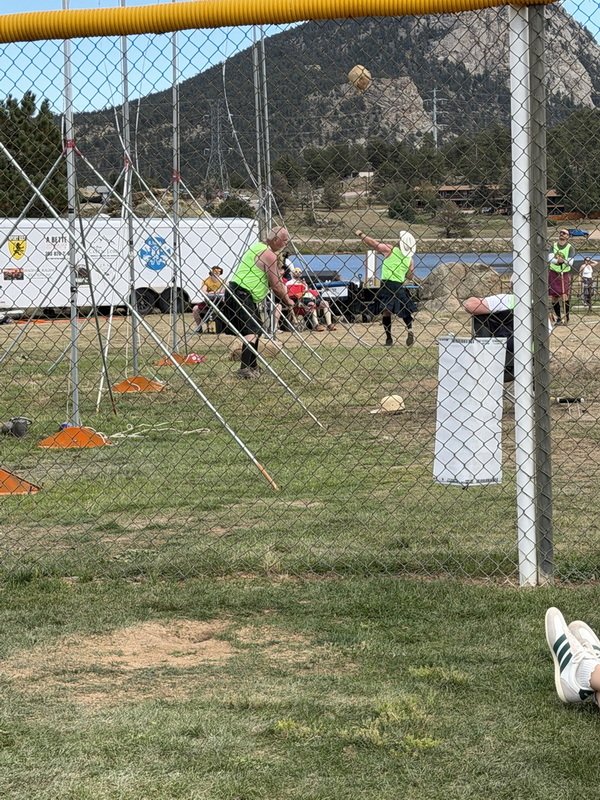 festcb1img_0228.jpg